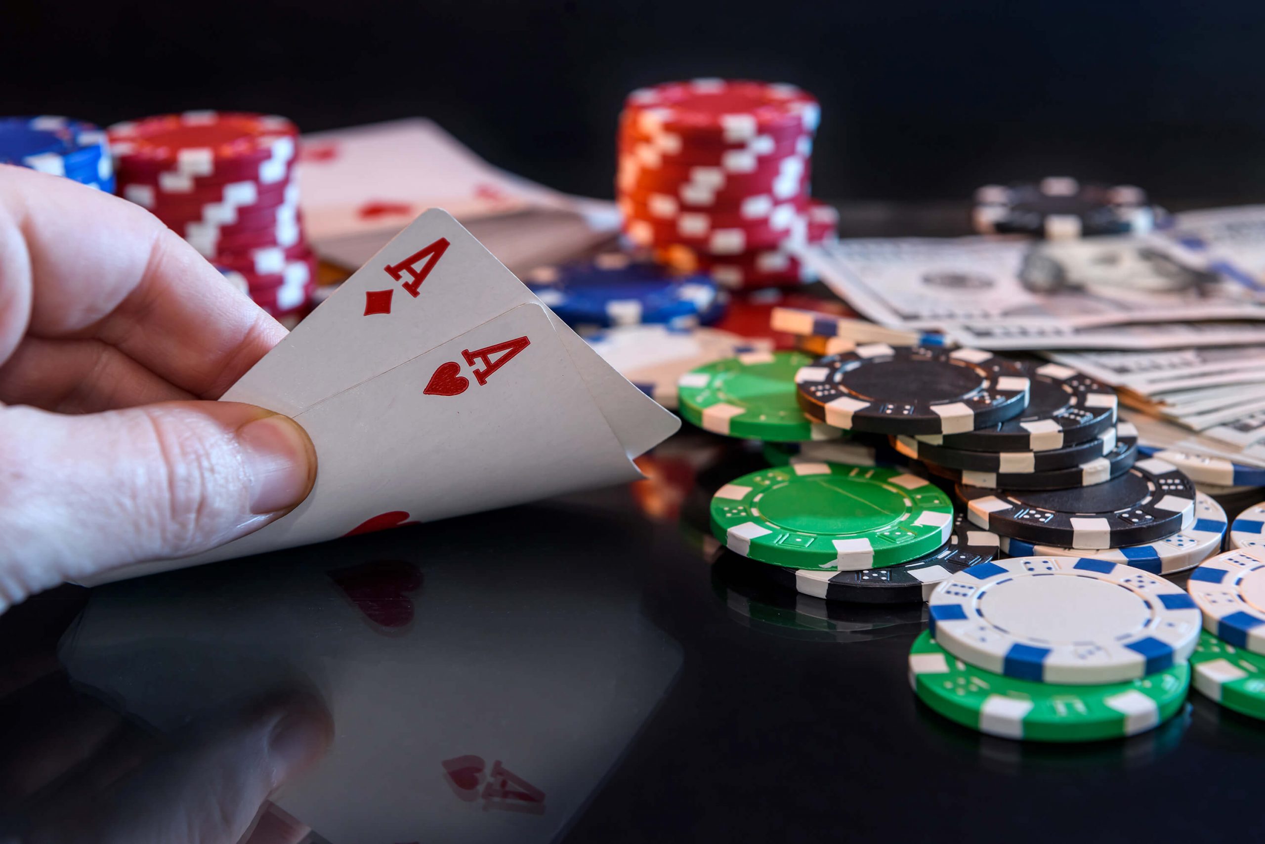 Erilaiset pokerit nettikasinoilla: huomioi nämä eroavaisuudet -  